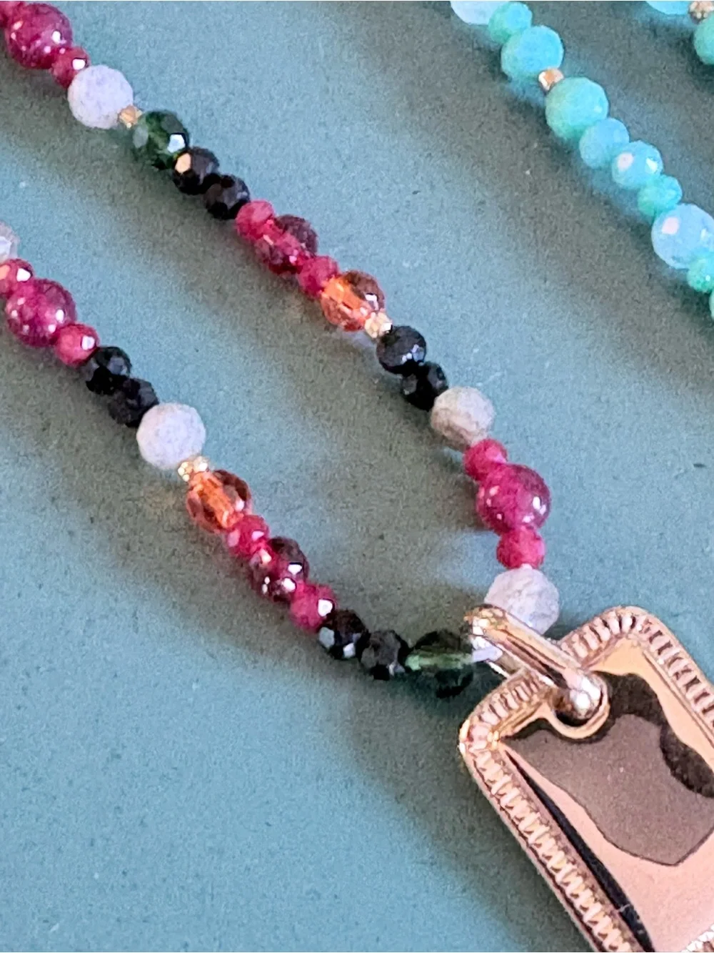 Madewell Lot 2 Multi Colored Candy Beaded Necklaces With Gold Pendants Turquoise - Picture 6 of 7